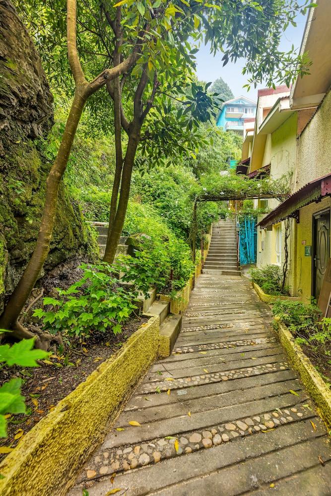 Club Mahindra Mussoorie Hotel Exterior photo