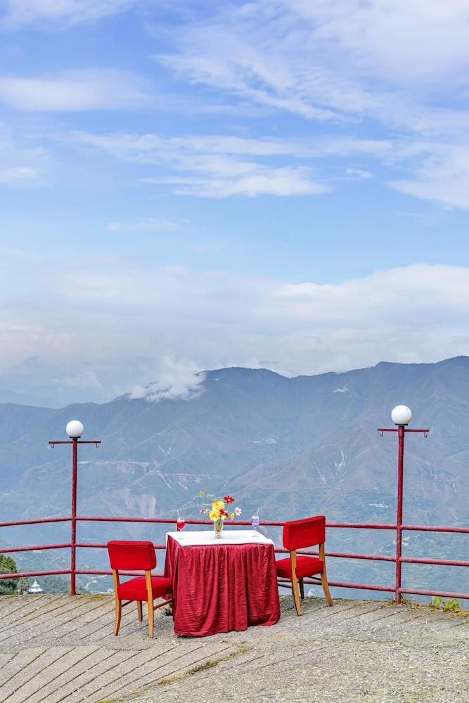 Club Mahindra Mussoorie Hotel Exterior photo