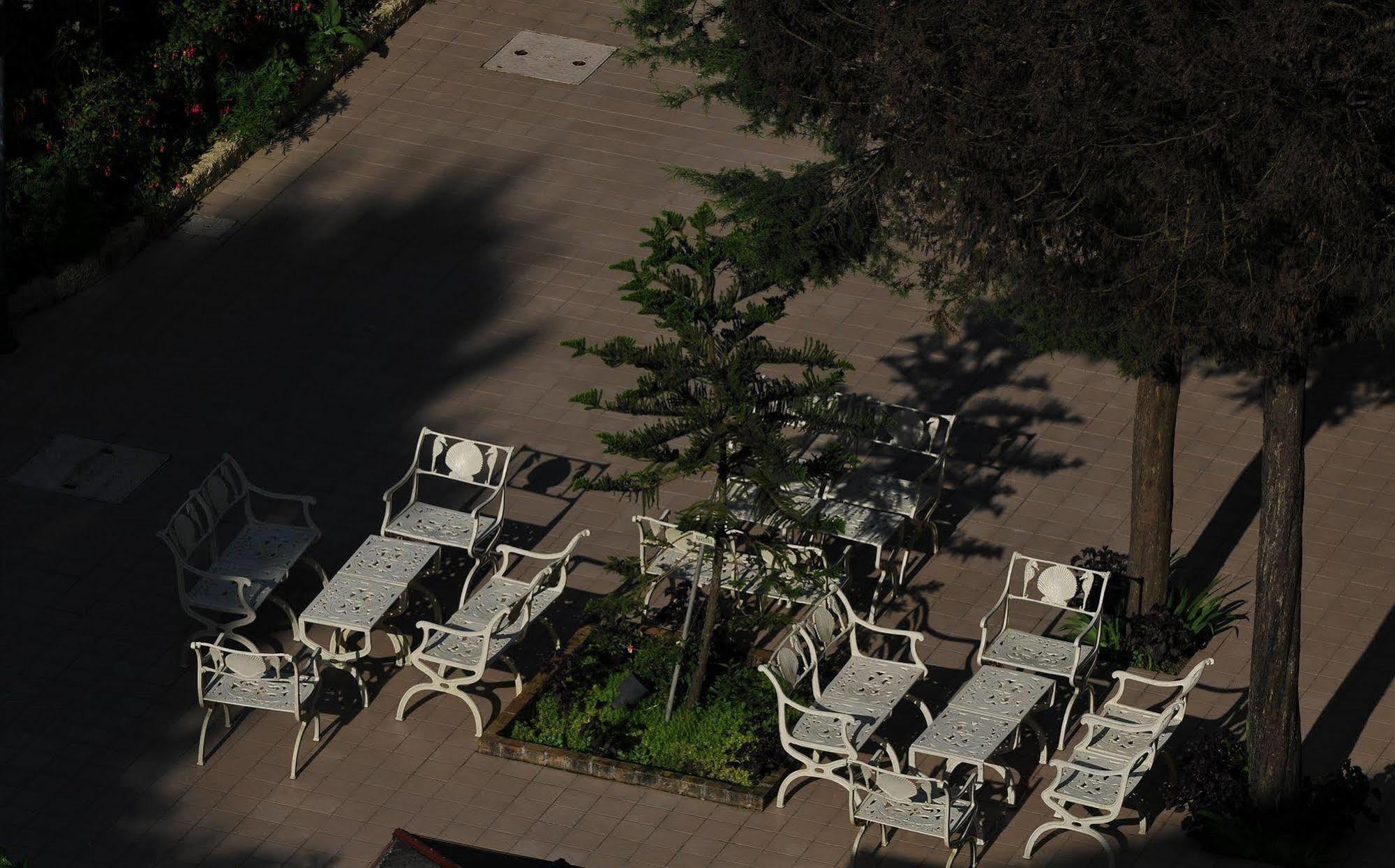 Club Mahindra Mussoorie Hotel Exterior photo